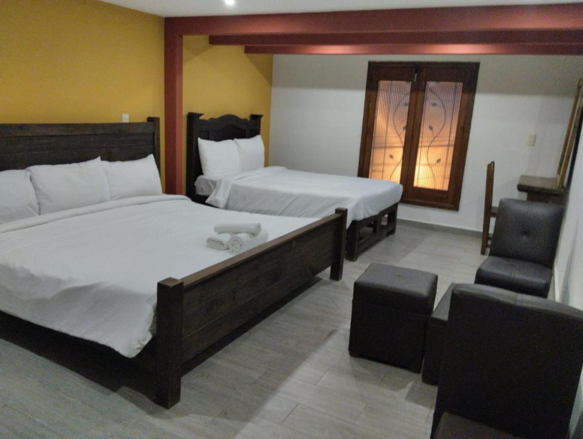 Hotel Lya Сан-Кристобаль-де-Ла-Касас Экстерьер фото